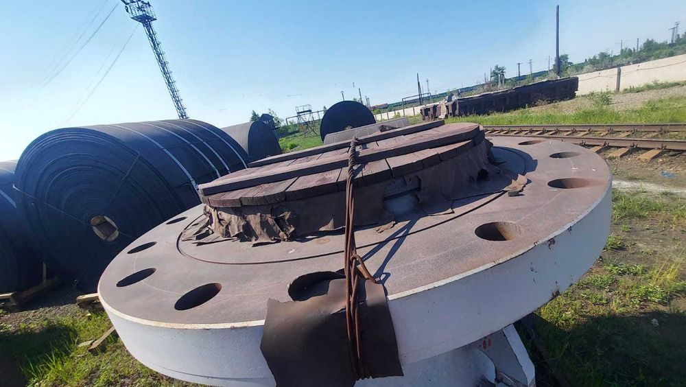 Цилиндр 1255. для импортной дробилки
