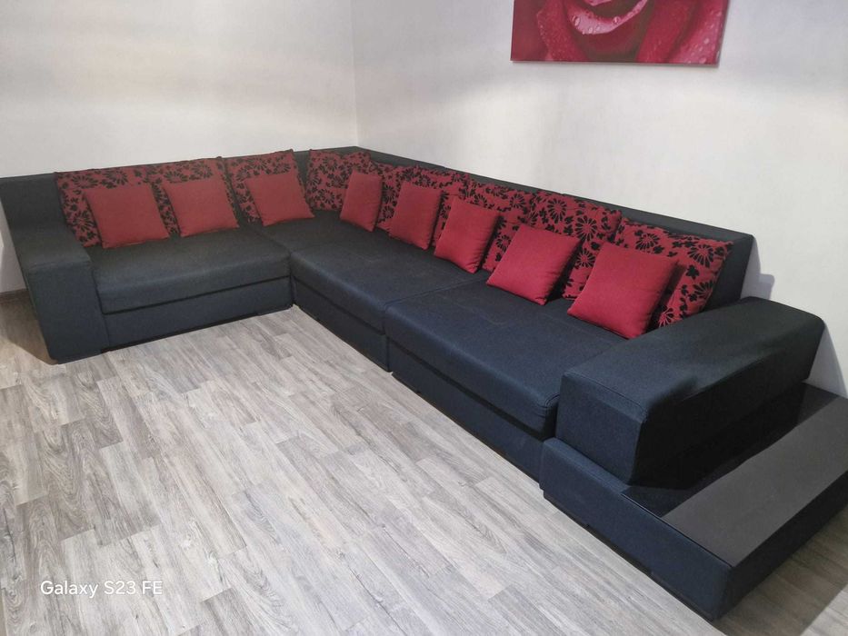 Vând colțar modular Milano