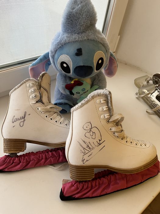 Продам коньки Jackson с автографами