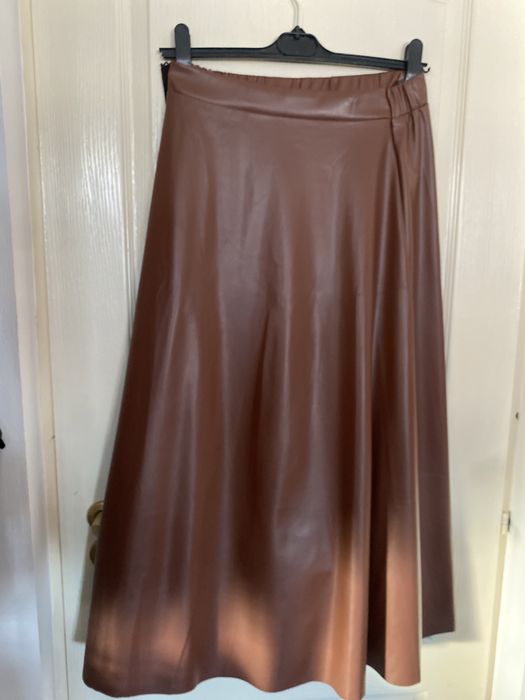 Fuste damă diverse modele și mărimi