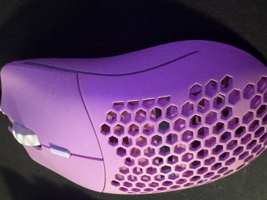 Glorious Model O Геймърска мишка-Лимитирана серия