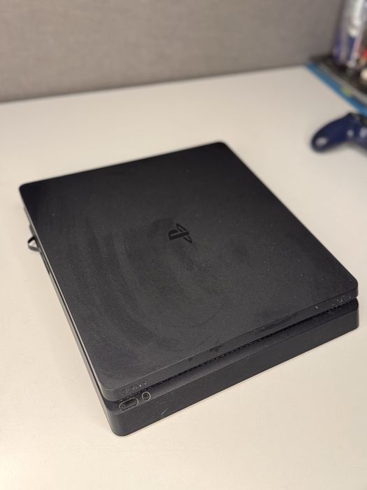 Sony PlayStation 4 Slim