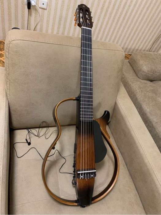 YAMAHA SILENT SLG 200N sotiladi holati ideal yangi