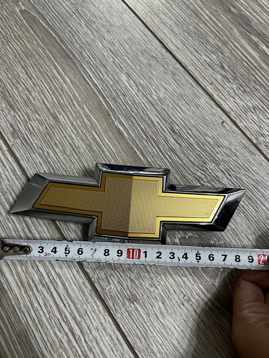 Chevrolet эмблема