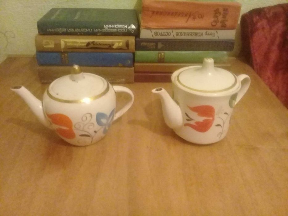 Продам срочно разные виды посуды советской, недорого!