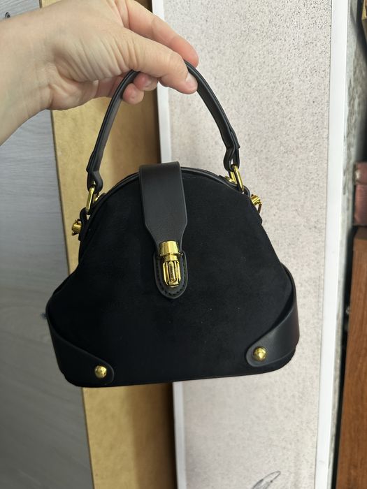 Сумка новая 8000 тг