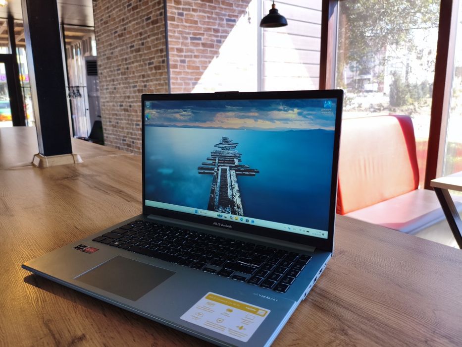 Asus vivobook 15
