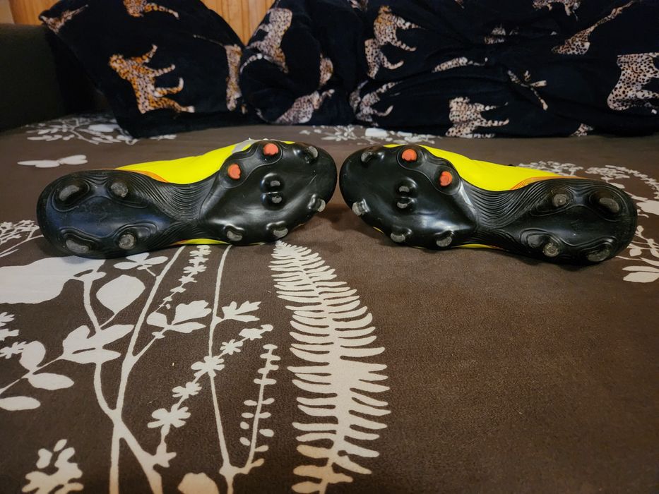 Vând Ghete de Fotball Adidas Copa Sense Fg.1