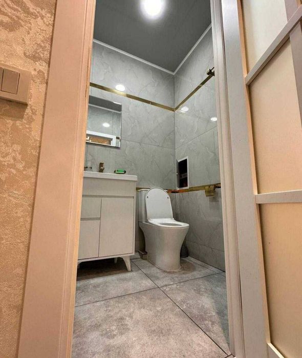 ЖК «Дипломат»/ Хонсарой 
Юнусабад-6 квартал 
Ор-р: Американское посоль