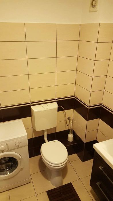 Vand garsoniera cu loc de parcare Militari Residence