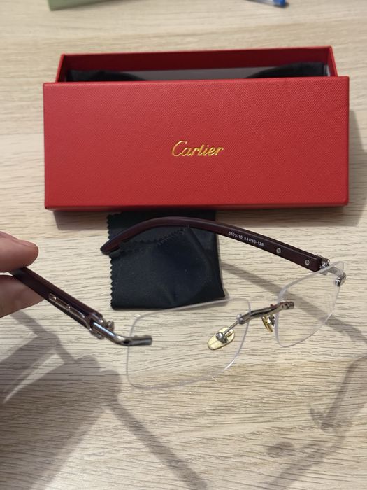 Cartier Очила Чисто Нови