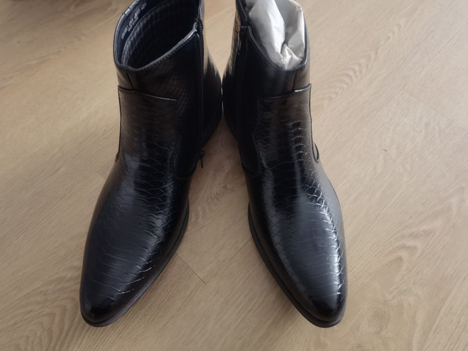 Продам мужские ботинки 45р