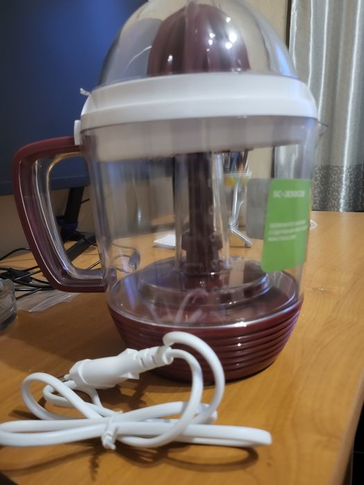 Соковыжималка для цитрусовых