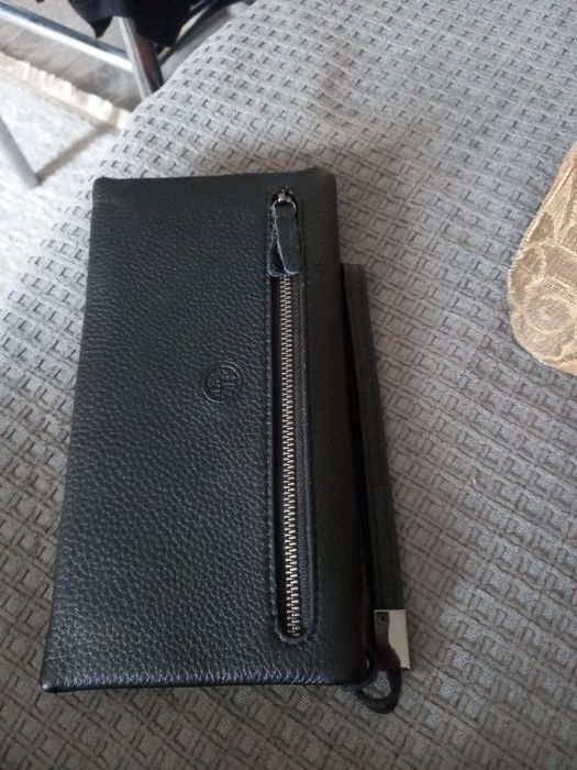 Продам портмоне новый кожа