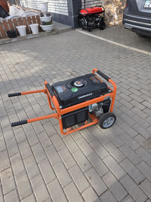 Генератор Daewoo 3 КВт газ/бензин