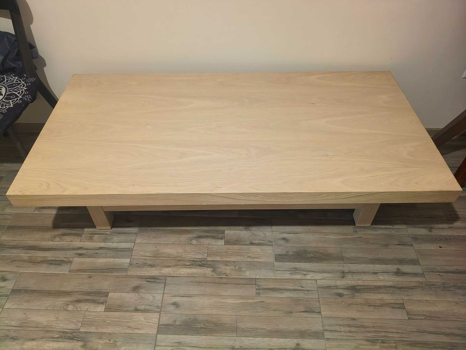 Masa lemn masiv nouă