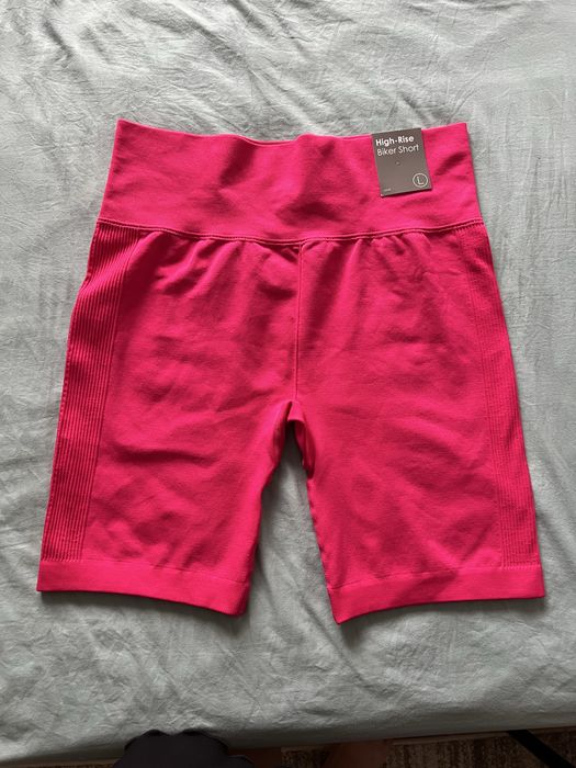 Спорт одежда фитнес