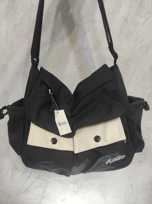 Вместительная сумка универсальная