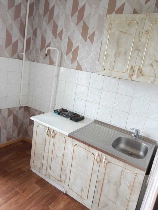 1 комн ленинградка у 8 школы