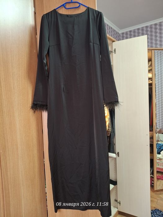 Платья вечерние. Разные. От 2500.