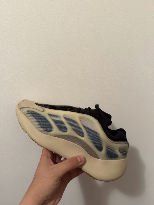 Adidas Yeezy 700 V3 Kyanite
