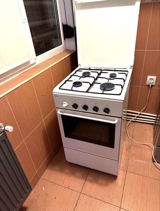 Aragaz Zanussi pe gaz