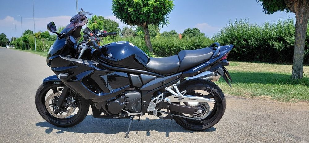 Suzuki GSX 1250 FA abs 2011