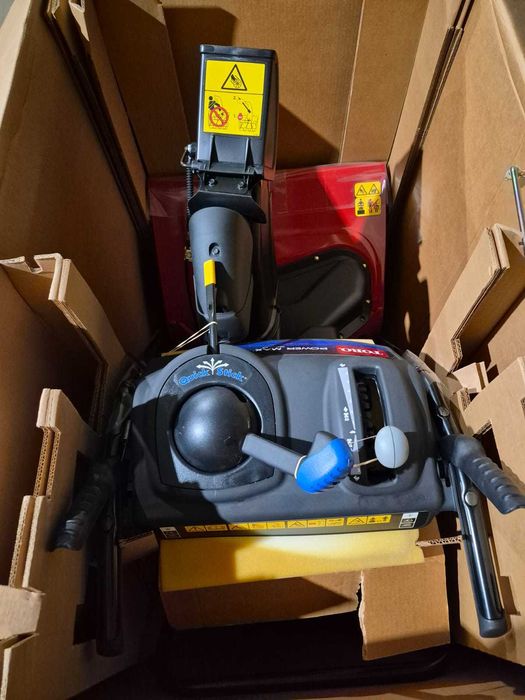 Freza de zăpadă Toro Power Max 826 – 252cc, pornire electrică