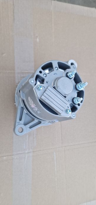 Alternator 12v tractor fiat 211 215 fiat 300 fiat 250 fiat 450 cu rele