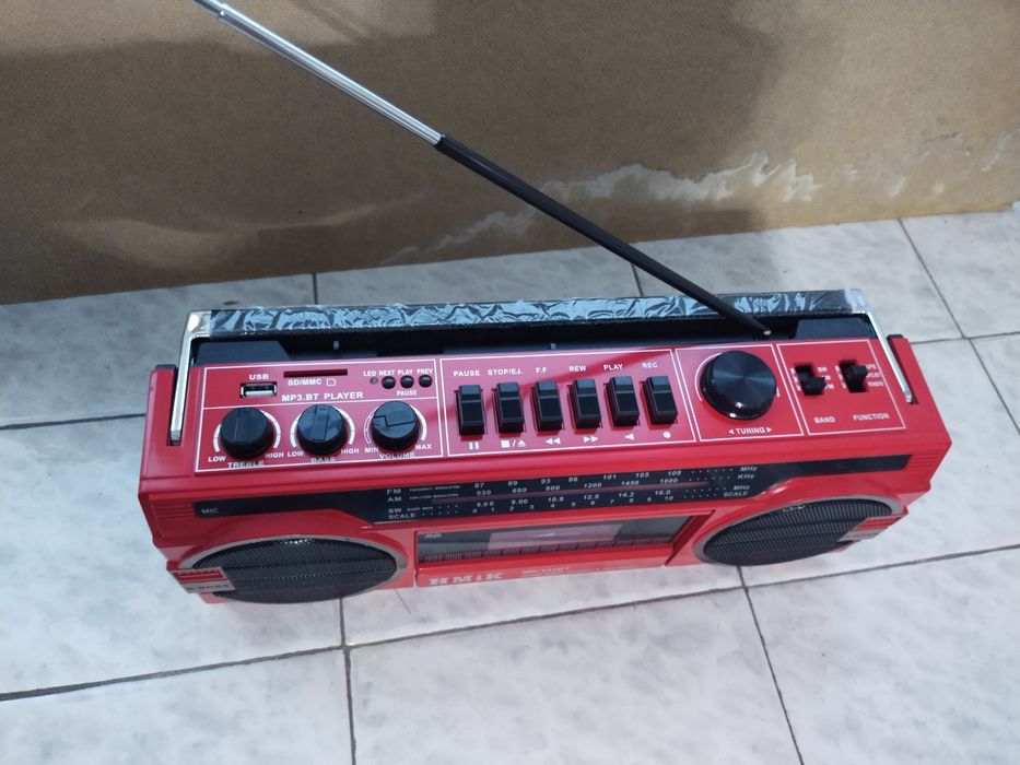 Магнитофон кассетный