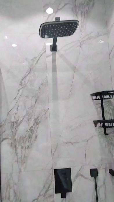 Кафельшик уклатка кафел либой сложности