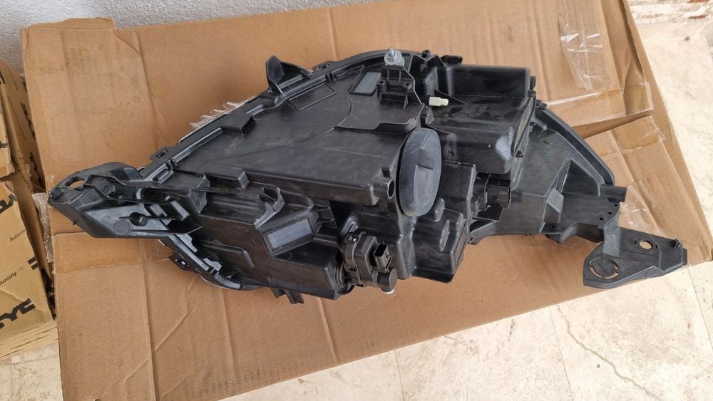 Far fulled peugeot 208