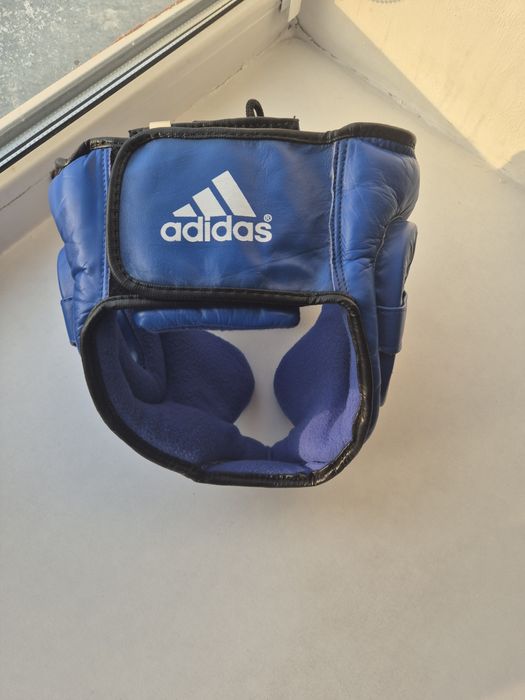 Шлем боксёрский Adidas