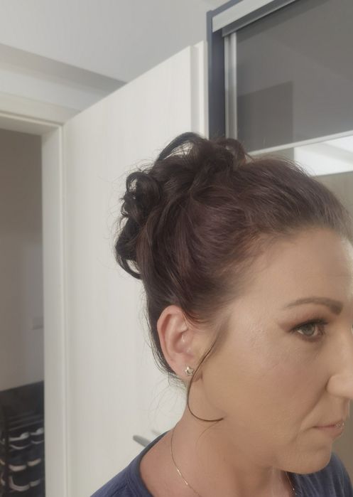 Coafat și make. Up la domiciliul tau
