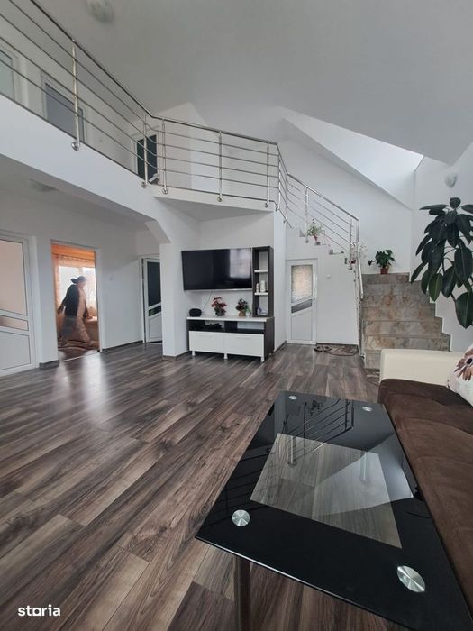Casa 4 camere sat Voinesti Iasi pret 130 000 euro