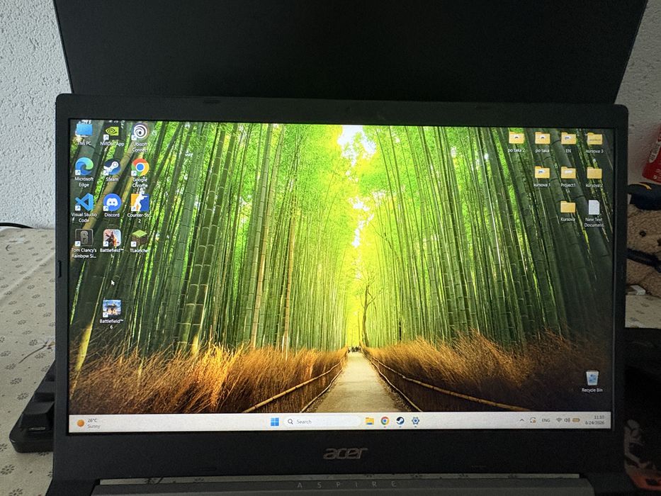 Acer Aspire 7 (i5-9300H / GTX 1650 / 12GB RAM / 128GB SSD + 1TB HDD)