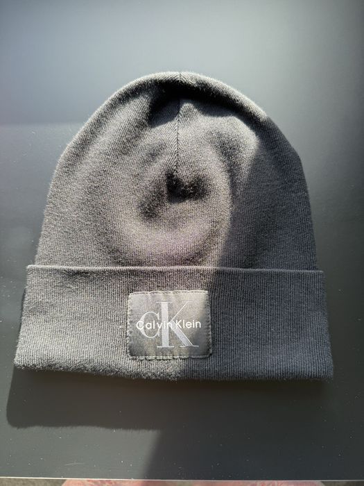 Зимна шапка Calvin Klein