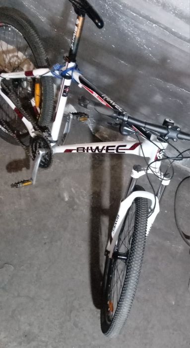 Велосипед BIWEC.