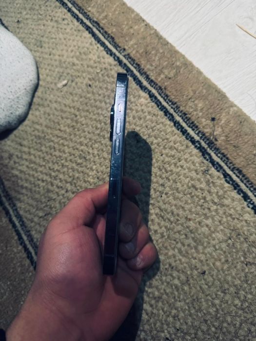 Айфон 14 pro темний