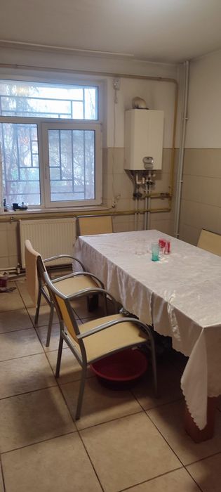 Vand casa zona centrala ,langa colegiul B.P.Hasdeu