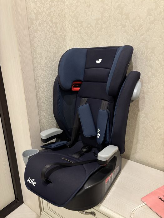 Детское автокресло