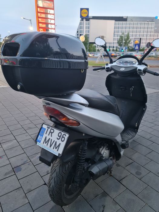 Aprilia Leonardo 300 cc