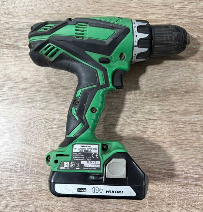 Акумулаторен винтоверт HITACHI/HIKOKI DS18DJL