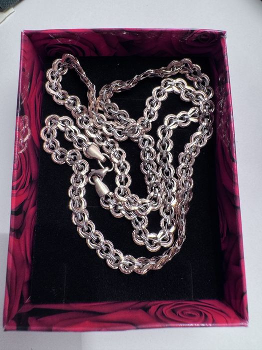 Продам цепь 10 грамм