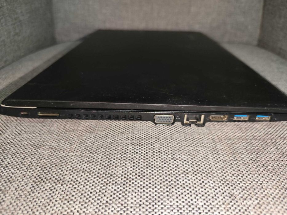 Laptop Lenovo V510, I5 gen7, 8Gb Ram, ssd 240Gb, garantie! Schimburi!