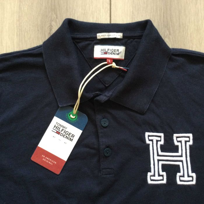 НОВА оригинална тъмно синя памучна поло тениска с яка TOMMY HILFIGER JEANS размер L от САЩ