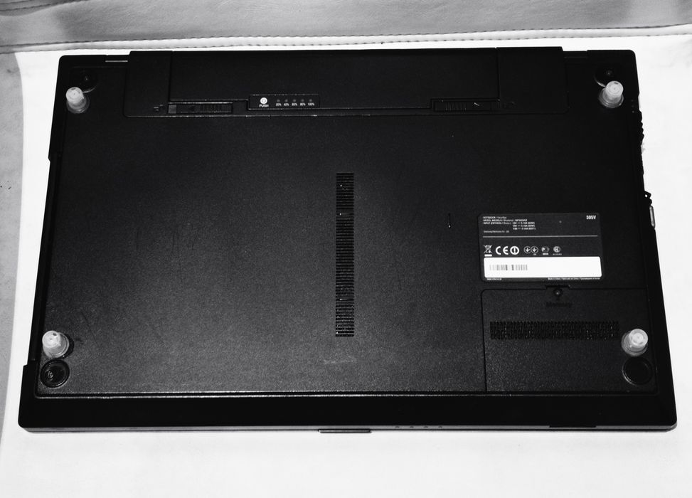 Ноутбук Samsung NP 305V5Z