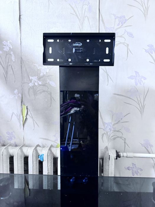 Подставка сотаман арзон нархда. Узунлиги 60*90.