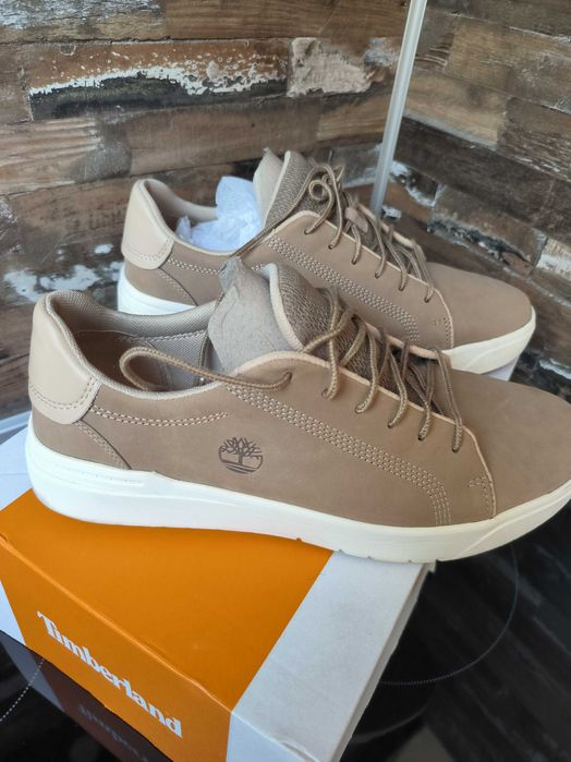Продавам кецове Timberland цвят бежов, N43.5. Топ състояние.