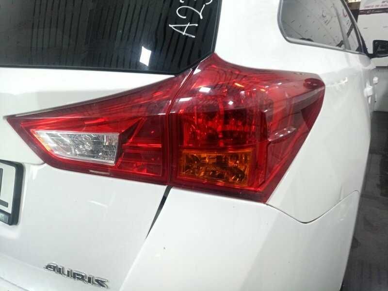 7423202E20 Комфорт Модул за управление на стъкла Auris E18 12-18